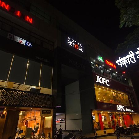 Hotel Repose Ahmedabad Eksteriør bilde